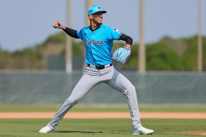 Feb 17, 2024; Jupiter, FL, USA; Miami Marlins starting pitcher Eury Perez (39) practices during a spring training workout at the Marlins Player Development & Scouting Complex.